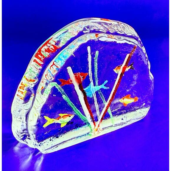Vintage Murano Style Fish Aquarium Art Glass Block Paperweight MCM Ocean - Picture 6 of 15